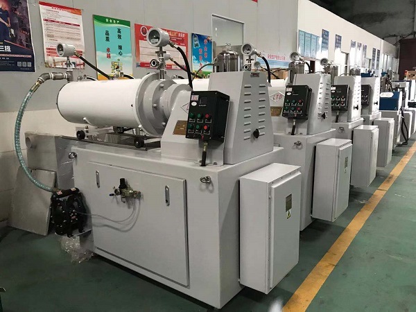100L、50L大流量盤(pán)式砂磨機，8臺大家伙出貨啦！